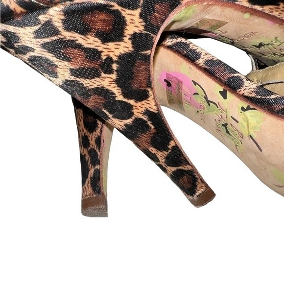 Betsey Johnson Vero Cuoio Strappy Leopard Print Rhinestone Heel Sandals Size 7 - Picture 7 of 9